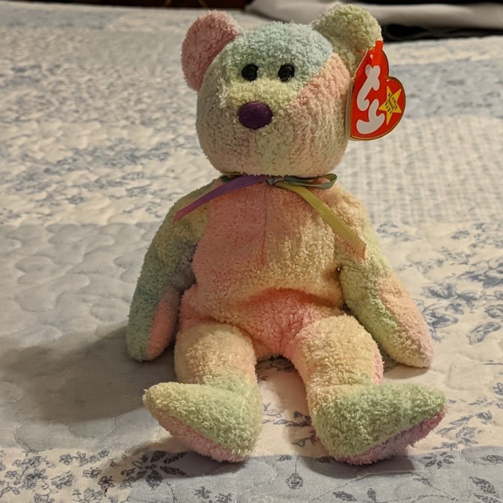 💖💜 Groovy bear Ty beanie baby.